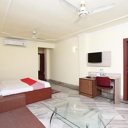 Oyo 4209 Maurya Inn 부바네스 외부 사진